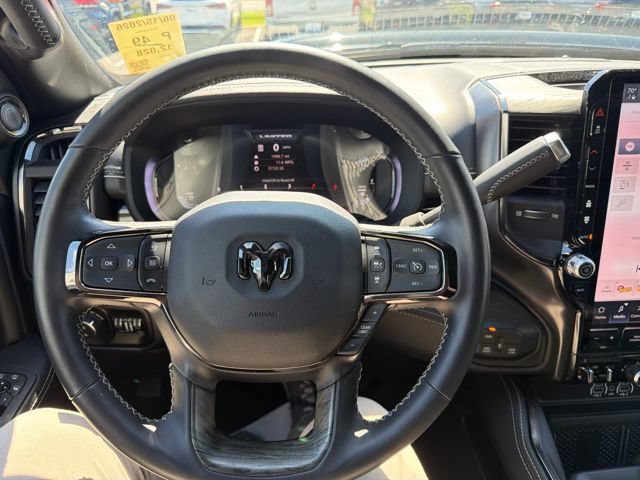 Used 2025 RAM 3500 Limited AWD/4WD image 10