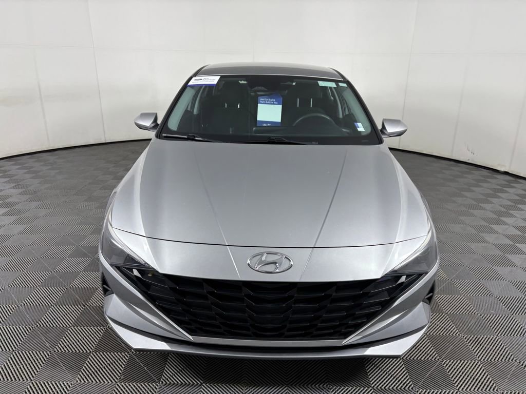 Used 2021 Hyundai Elantra SEL image 2