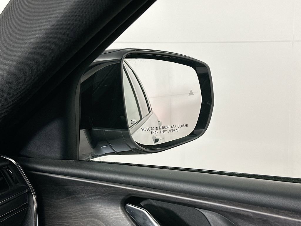 Certified 2024 Jeep Grand Cherokee Overland image 28