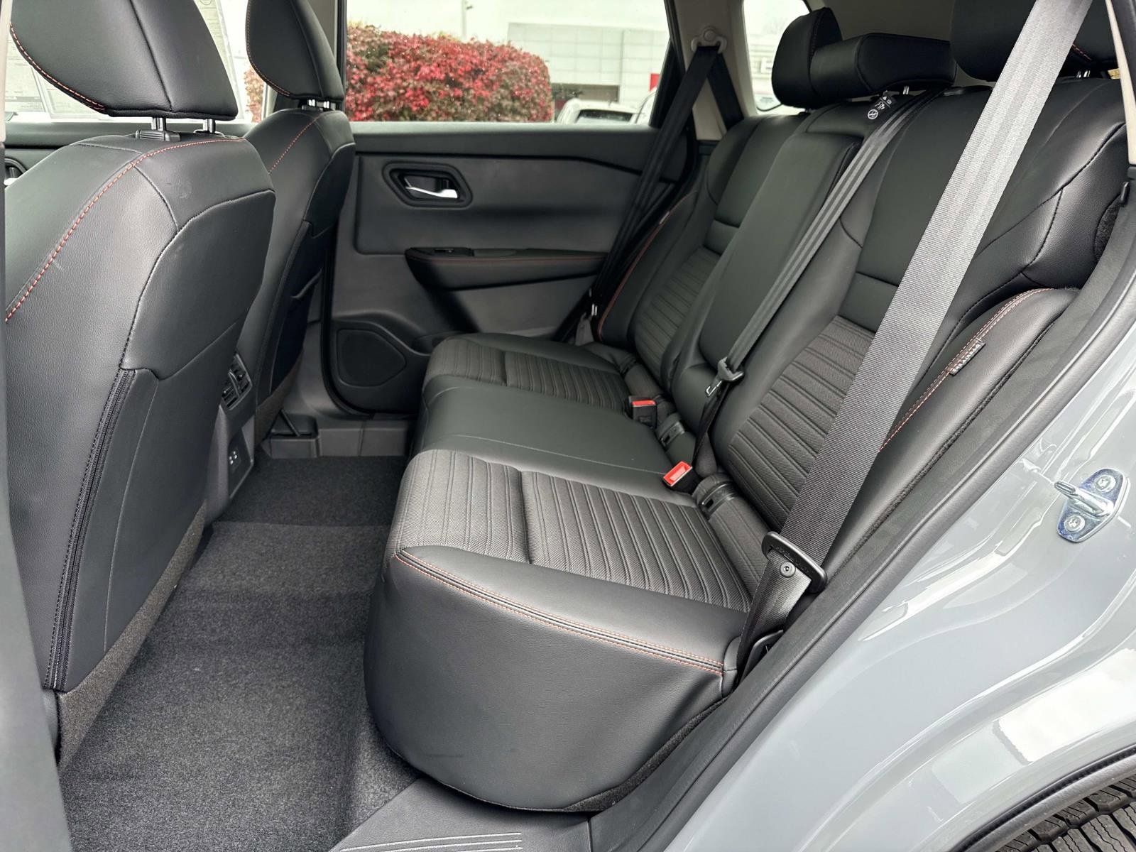 New 2026 Nissan Rogue SV image 27