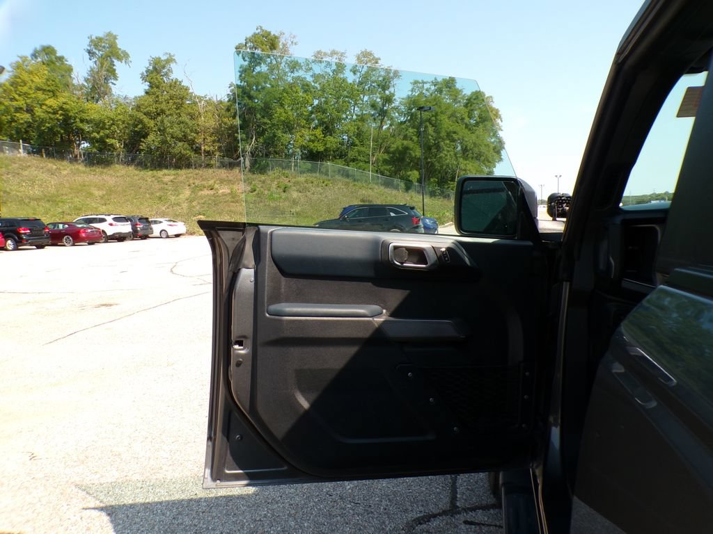 Used 2022 Ford Bronco Outer Banks AWD/4WD image 22