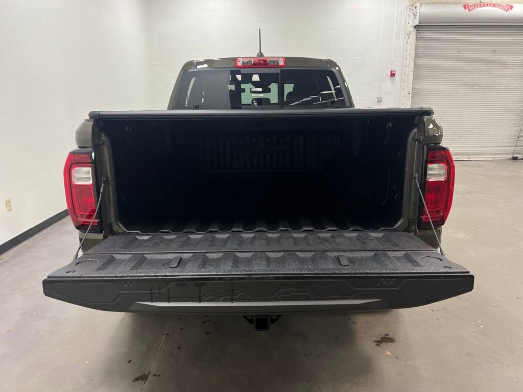 Used 2025 GMC Canyon Denali AWD/4WD image 25