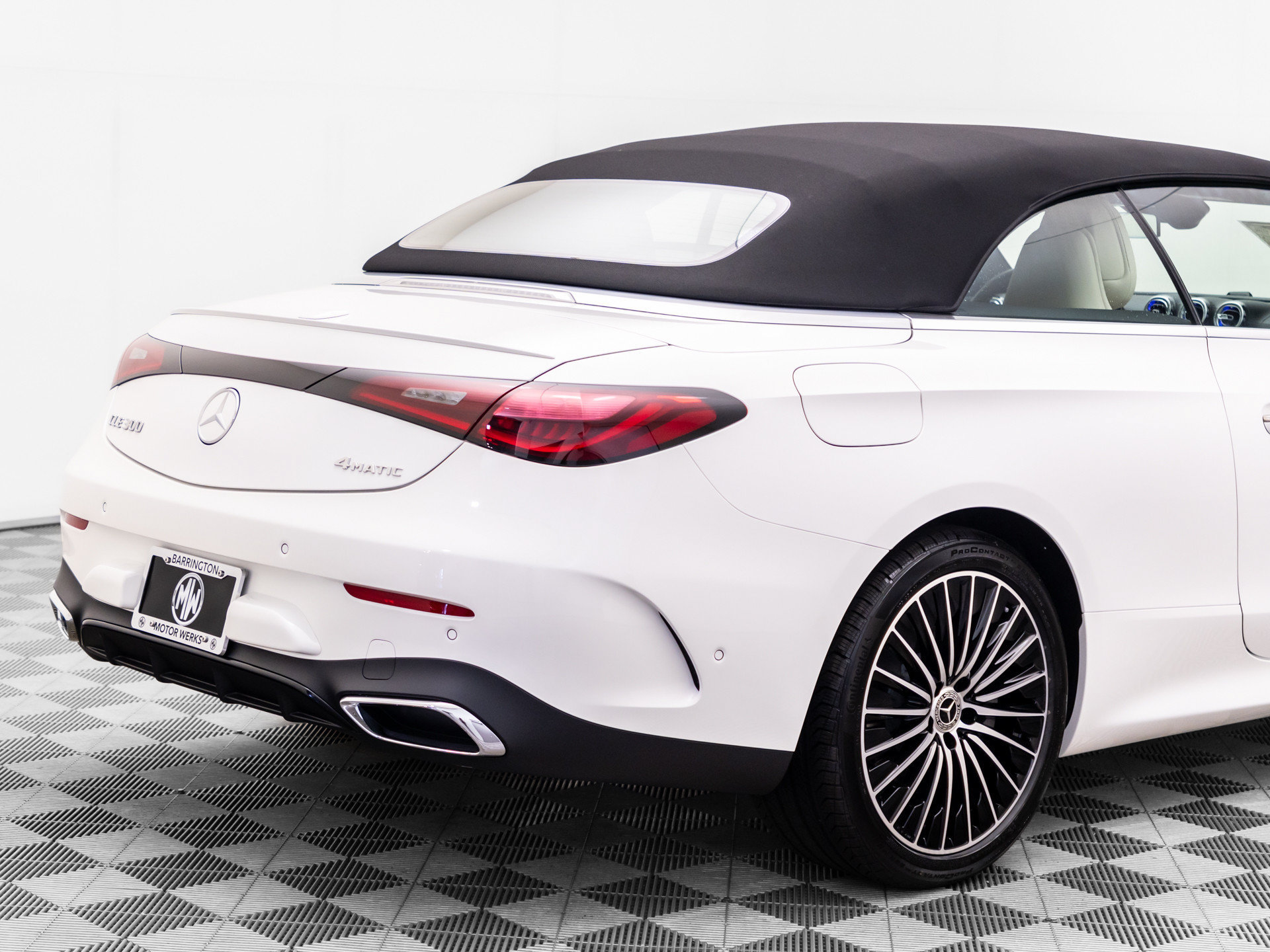 New 2027 Mercedes-Benz CLE 300 4MATIC Cabriolet image 32