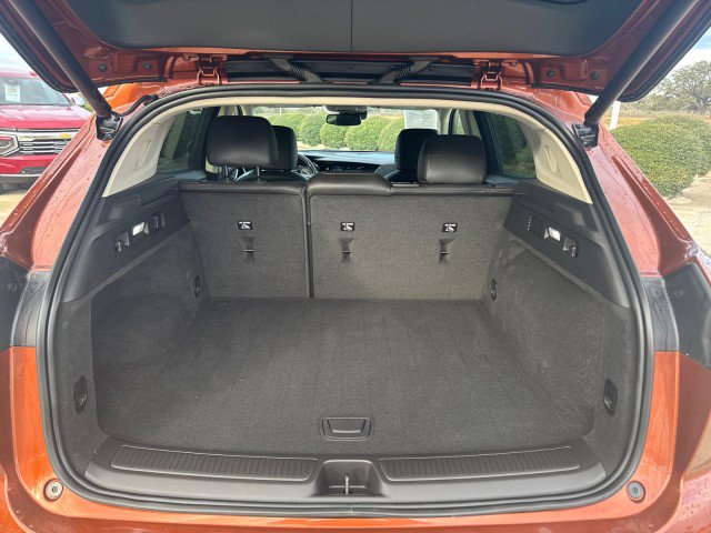 Used 2022 Buick Envision Essence w/ Safety Package image 14