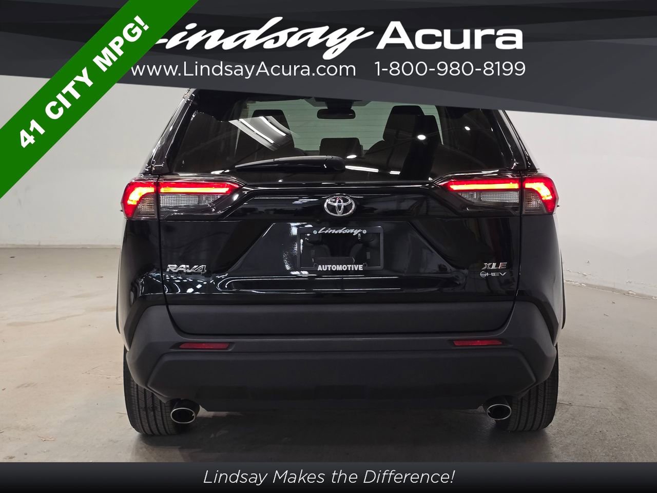 Used 2025 Toyota RAV4 XLE image 6