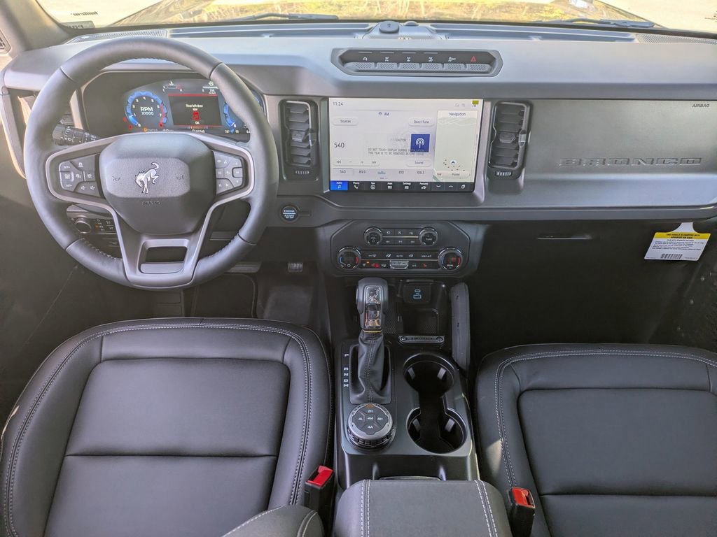 New 2025 Ford Bronco Badlands image 16