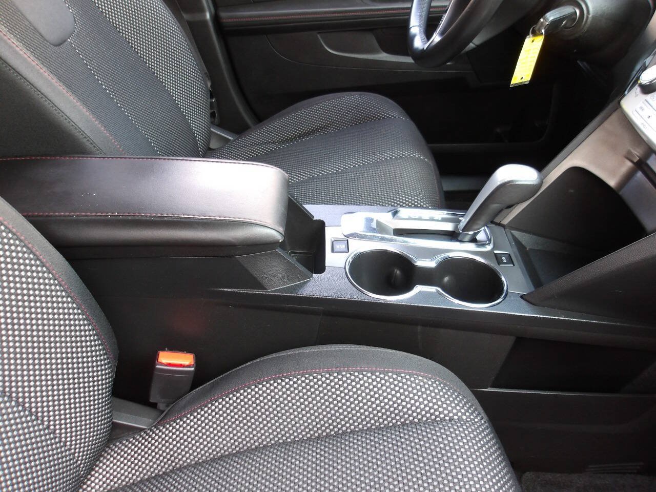 Used 2015 Chevrolet Equinox LT w/ Driver Convenience Package FWD image 18