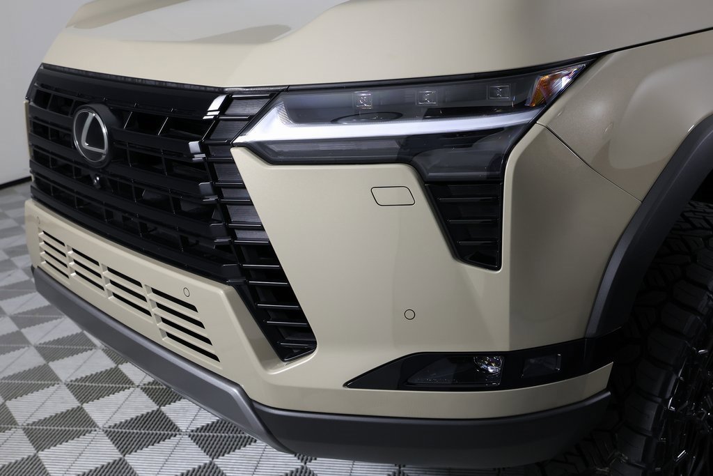 Used 2025 Lexus GX 550 image 44