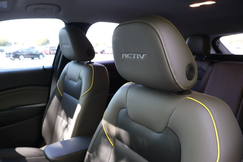 Certified 2024 Chevrolet Trax ACTIV FWD image 32
