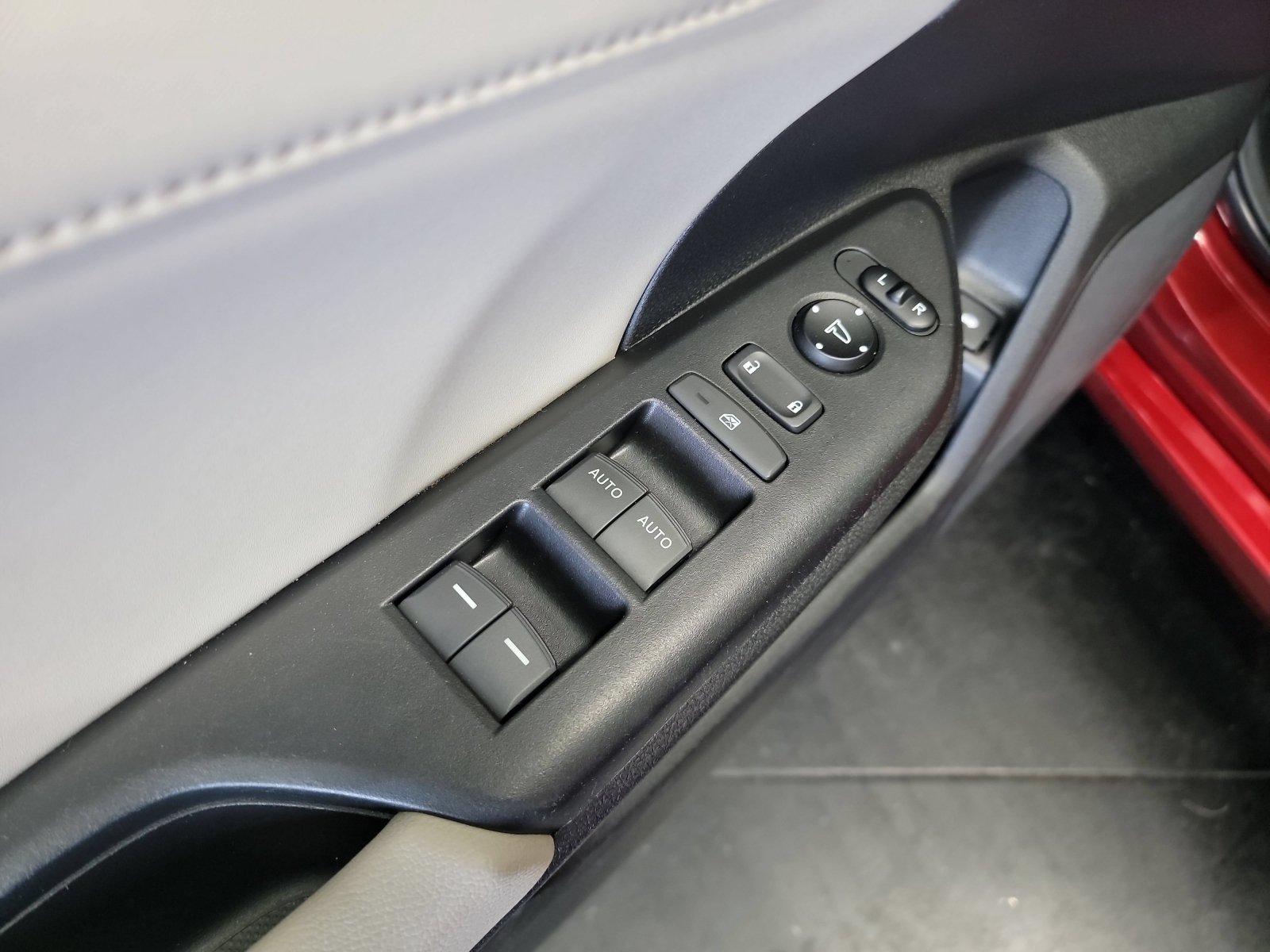 Used 2021 Honda Insight Touring image 14