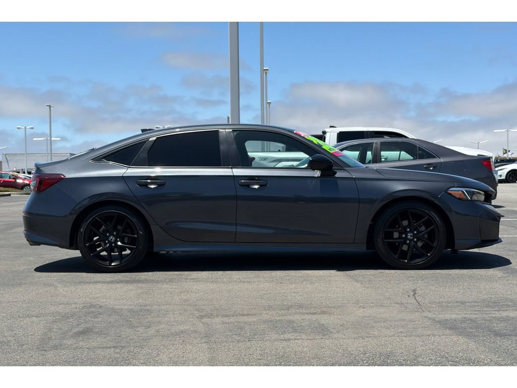 Used 2025 Honda Civic Sport image 3