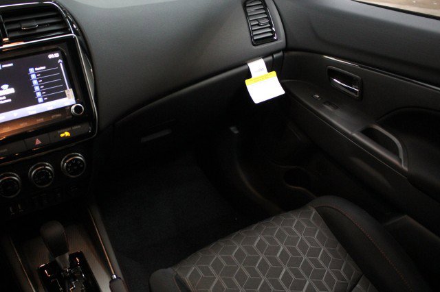 New 2026 Mitsubishi Outlander Sport LE image 21