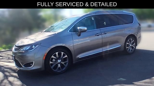 Used 2018 Chrysler Pacifica Limited FWD image 7