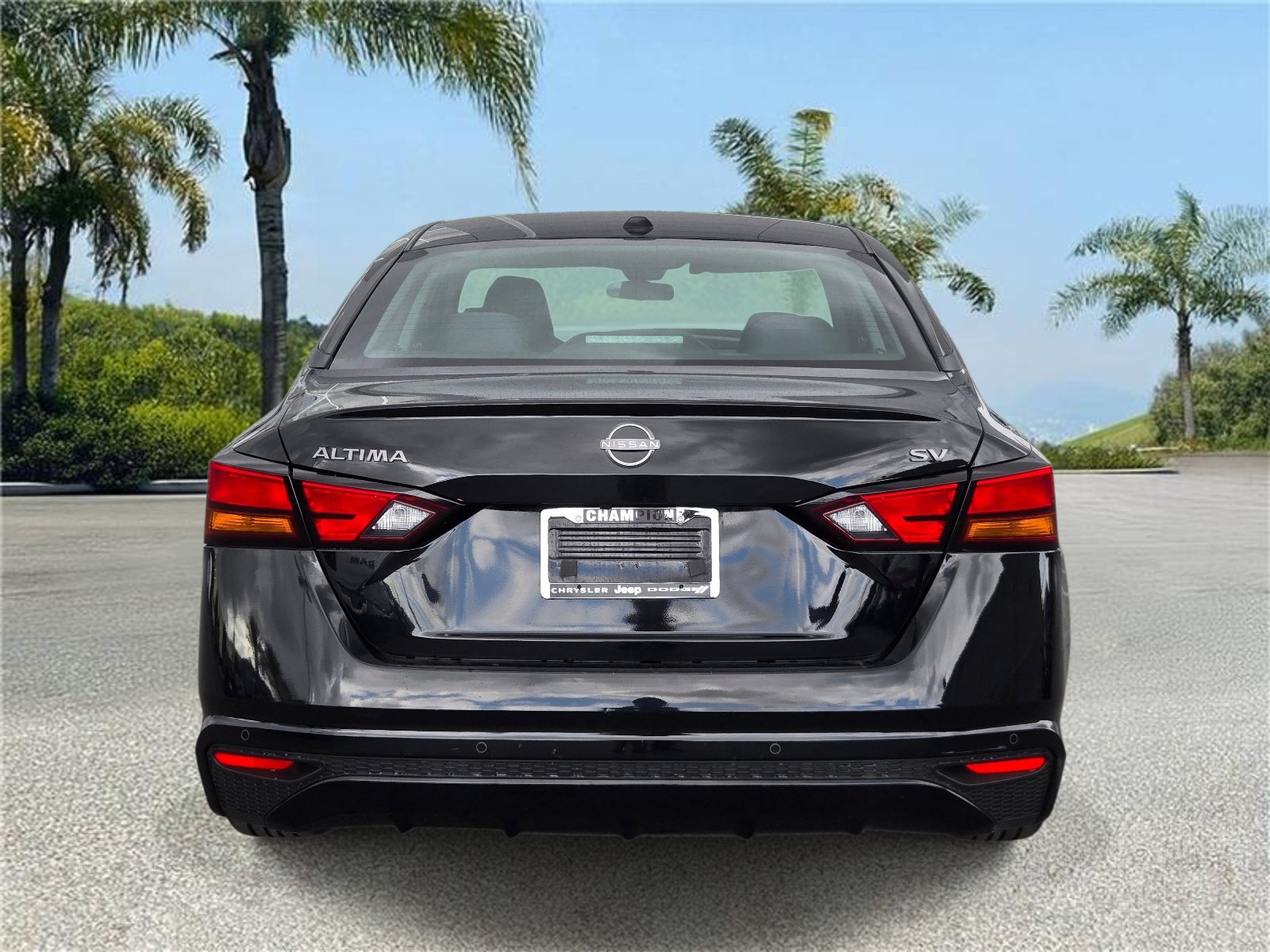 Used 2023 Nissan Altima 2.5 SV FWD image 5