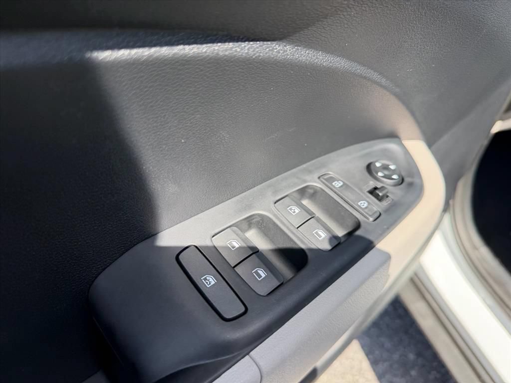 New 2026 Hyundai Venue SEL FWD image 12