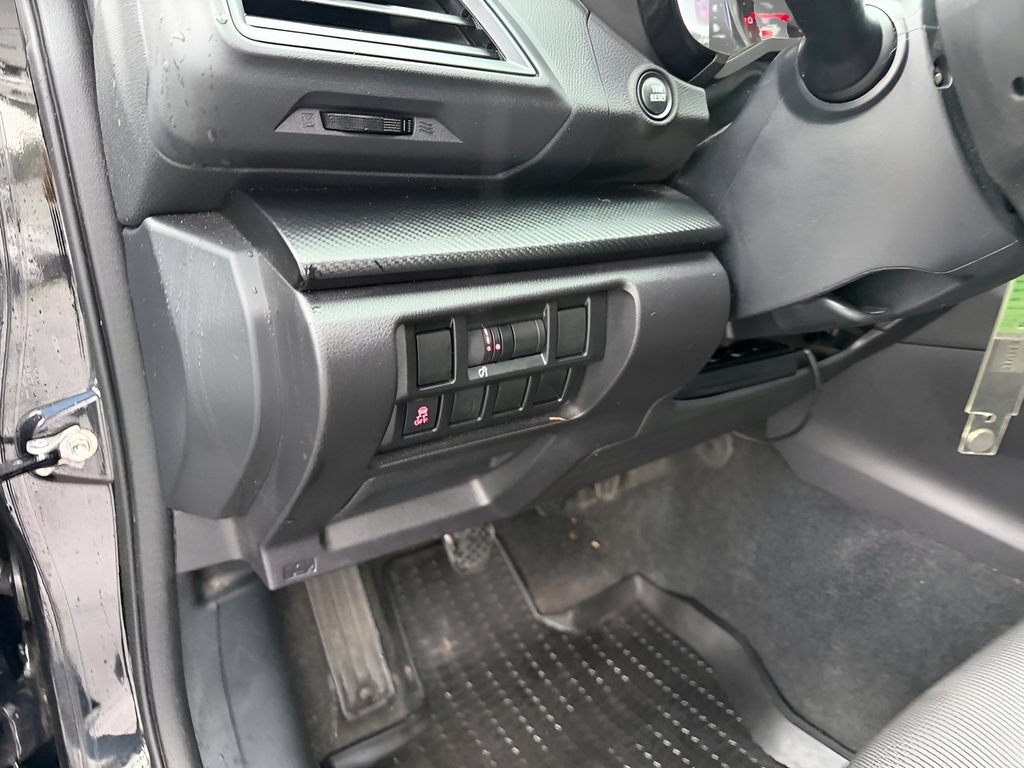 Used 2018 Subaru Impreza 2.0i AWD/4WD image 18