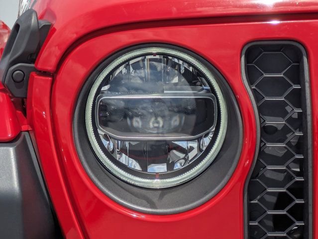 Certified 2020 Jeep Gladiator Rubicon AWD/4WD image 9