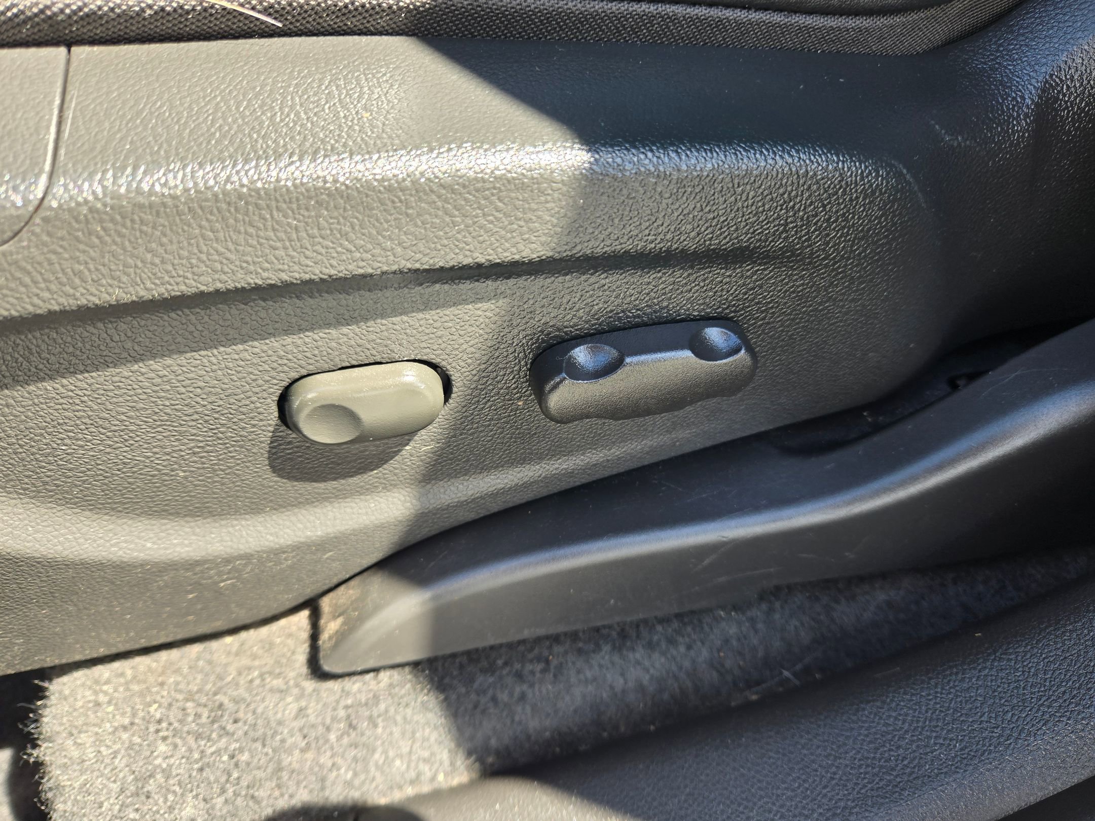 Used 2019 Buick Encore Preferred image 23