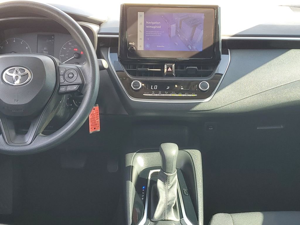 Certified 2024 Toyota Corolla LE image 28