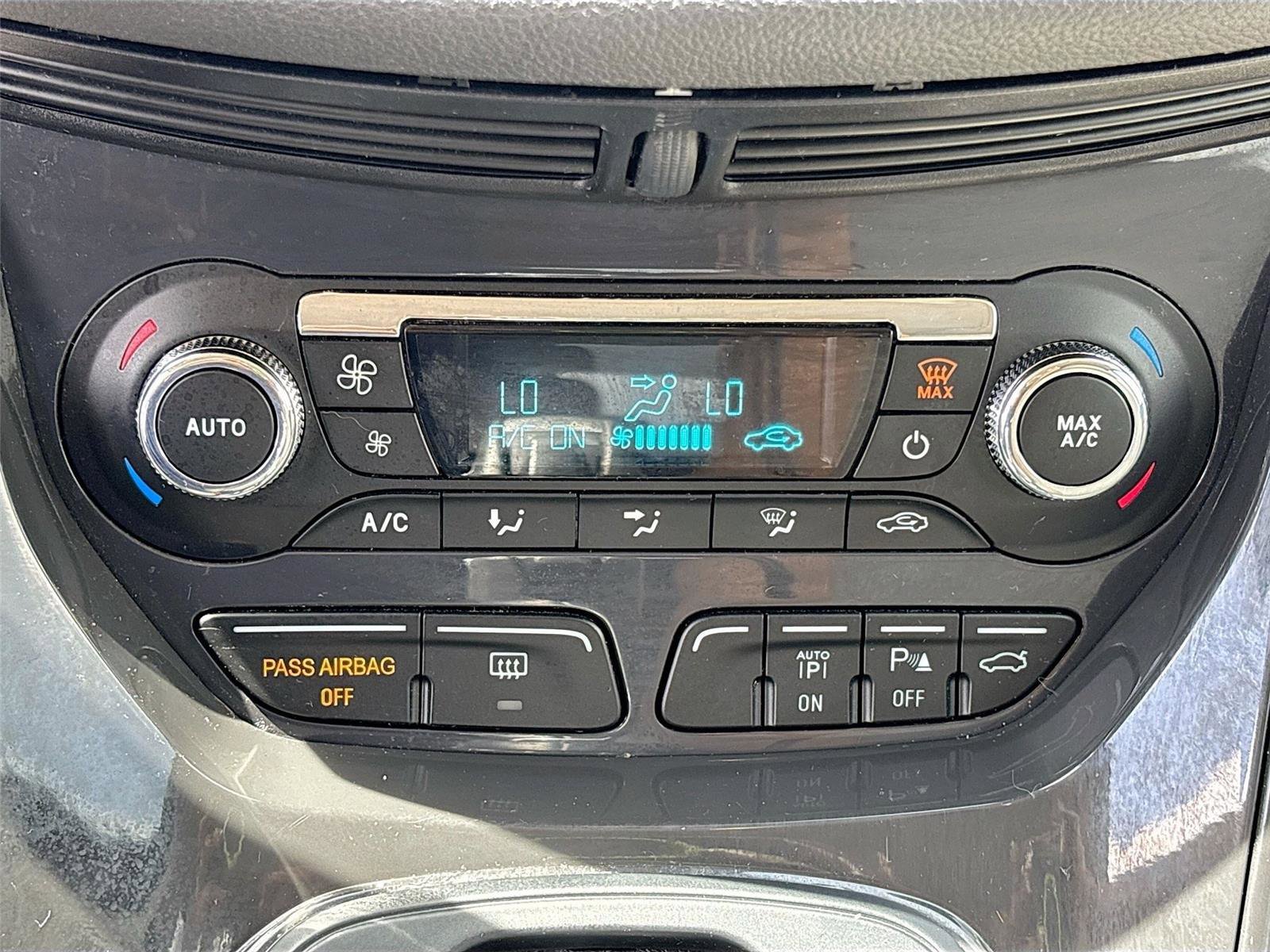 Used 2015 Ford Escape Titanium w/ Equipment Group 301A FWD image 15
