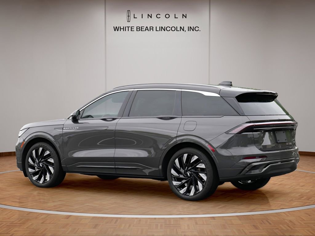 Used 2025 Lincoln Nautilus Black Label w/ Jet Appearance Package AWD/4WD image 7
