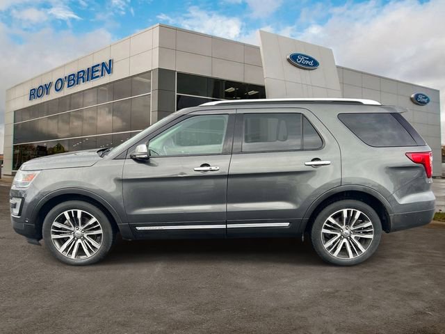Used 2016 Ford Explorer Platinum AWD/4WD image 2