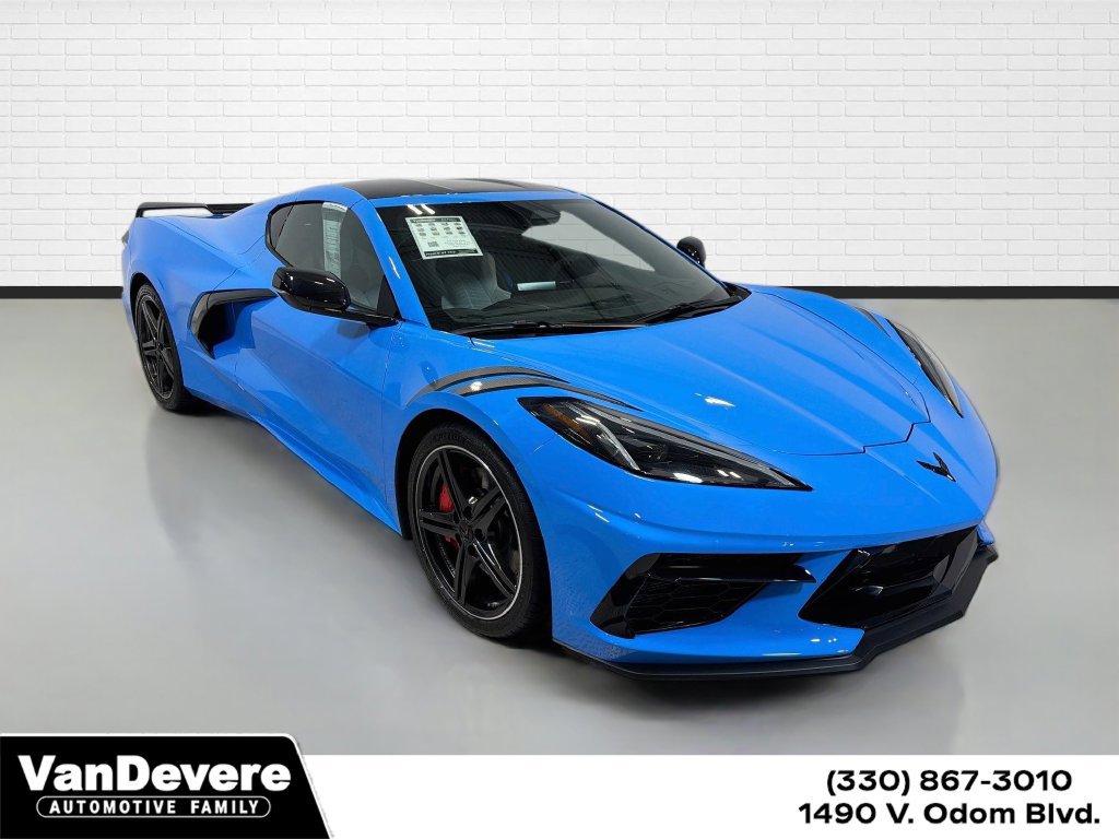 Used 2024 Chevrolet Corvette Stingray Premium Cpe w/ Z51 Performance Package RWD image 1