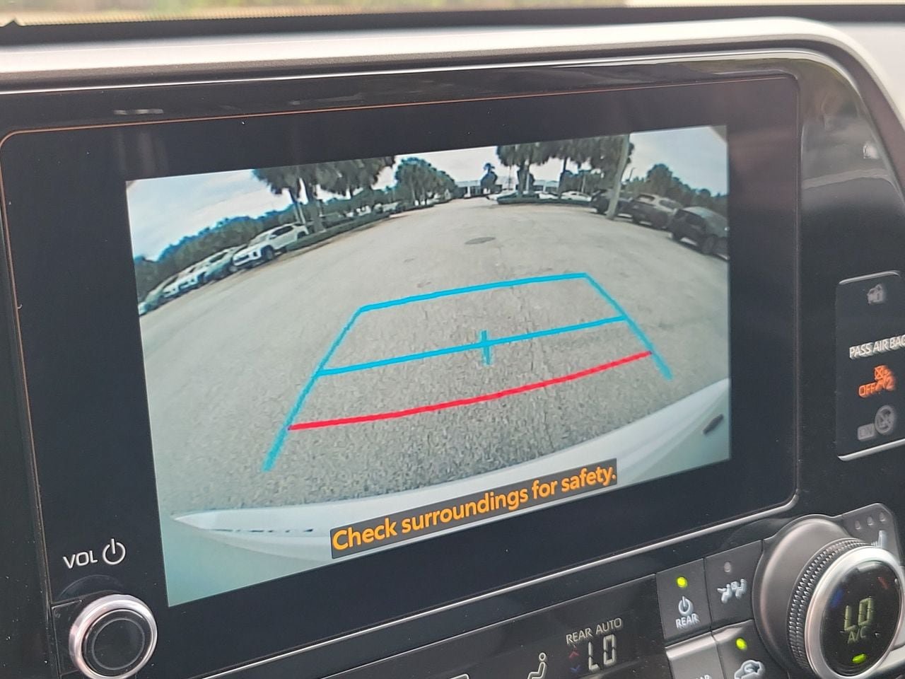 Used 2026 Toyota Highlander XLE AWD/4WD image 27