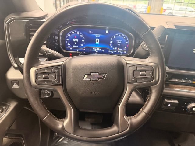 Used 2022 Chevrolet Silverado 1500 RST AWD/4WD image 31