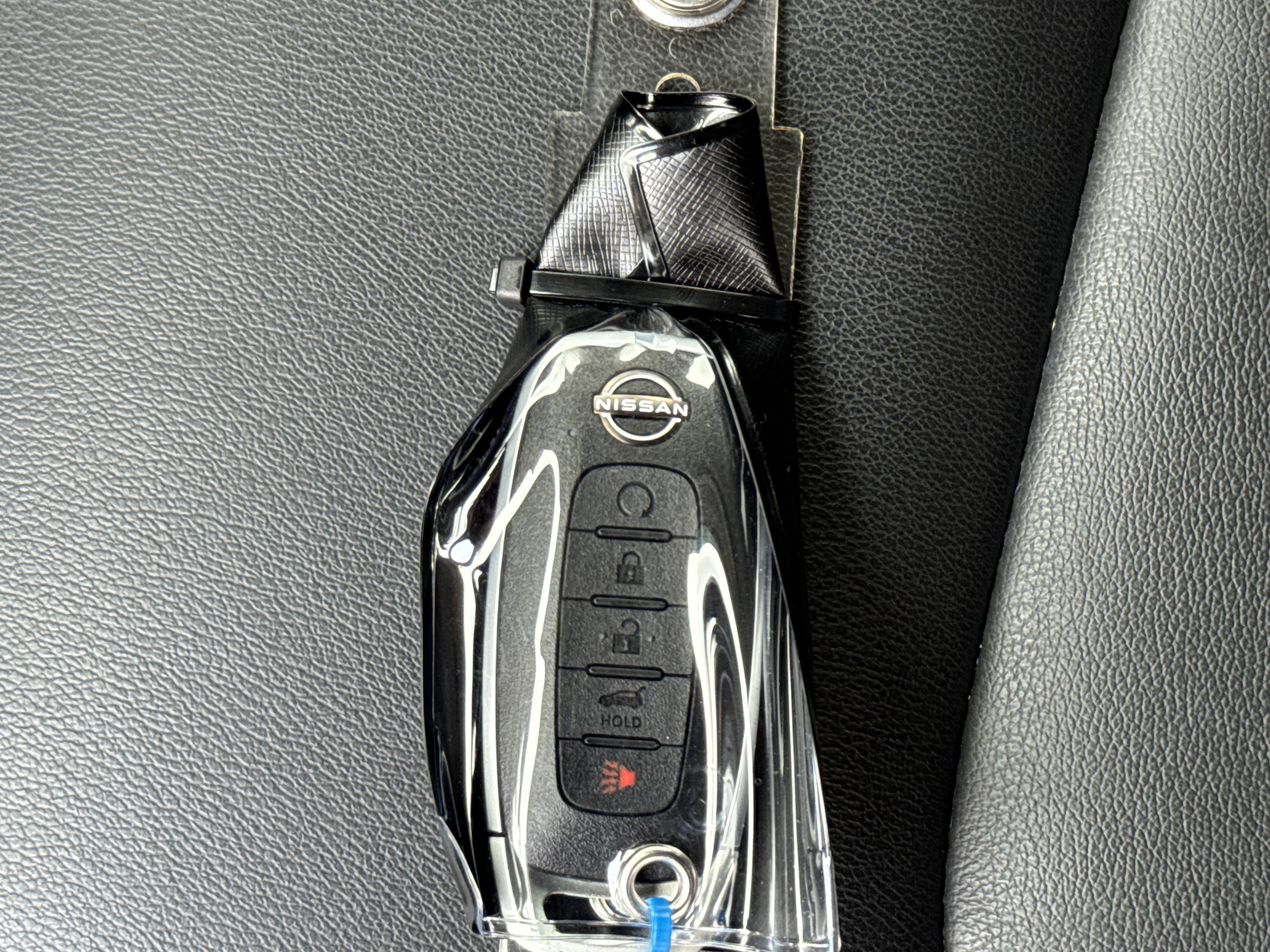 Used 2024 Nissan Pathfinder SL FWD image 35