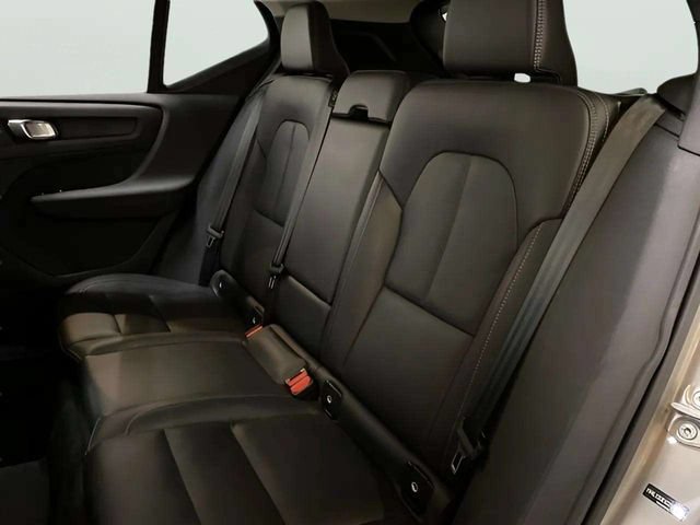 Used 2025 Volvo XC40 B5 Plus AWD/4WD image 66