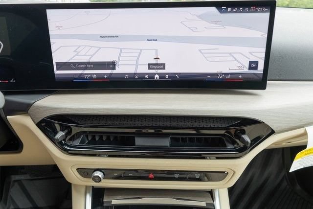 New 2025 BMW 330i xDrive Sedan w/ Premium Package AWD/4WD image 25