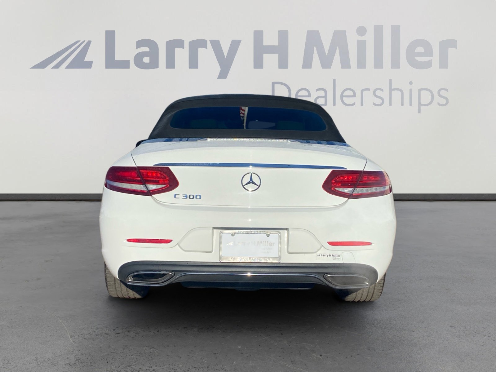 Used 2018 Mercedes-Benz C 300 Cabriolet image 4