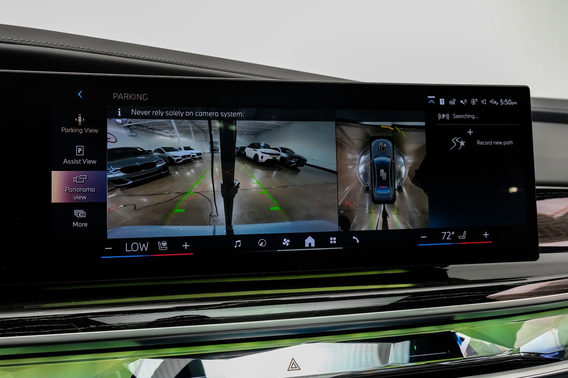 Used 2023 BMW 740i image 27