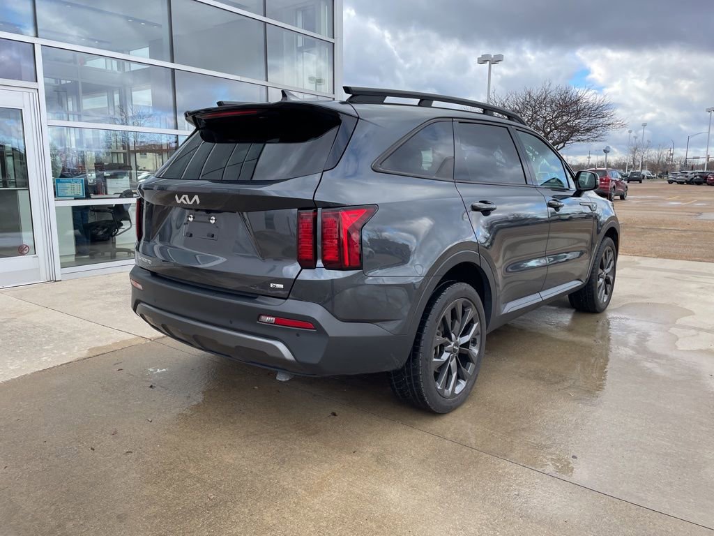 Used 2023 Kia Sorento X-Line EX image 5
