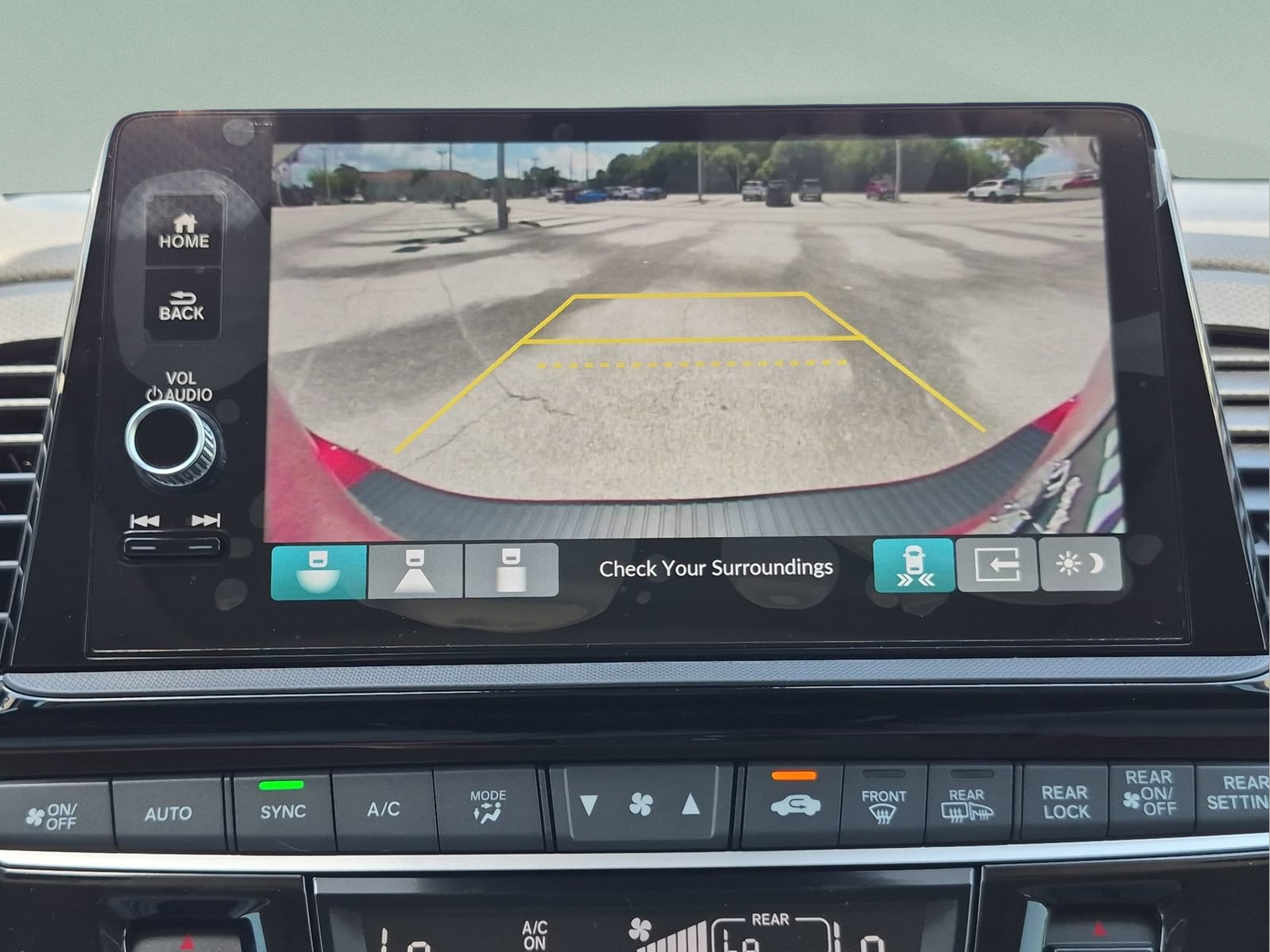 New 2026 Honda Odyssey Touring image 25