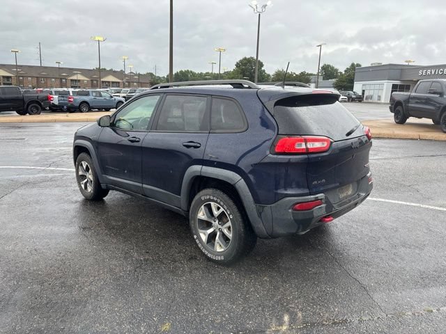Used 2016 Jeep Cherokee Trailhawk w/ Comfort/Convenience Group AWD/4WD image 6