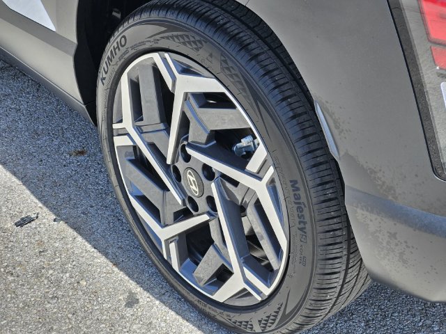 Used 2026 Hyundai Kona SEL Premium FWD image 8