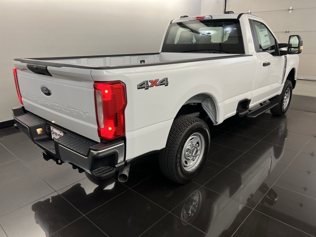 New 2026 Ford F250 XL w/ XL Chrome Package image 6