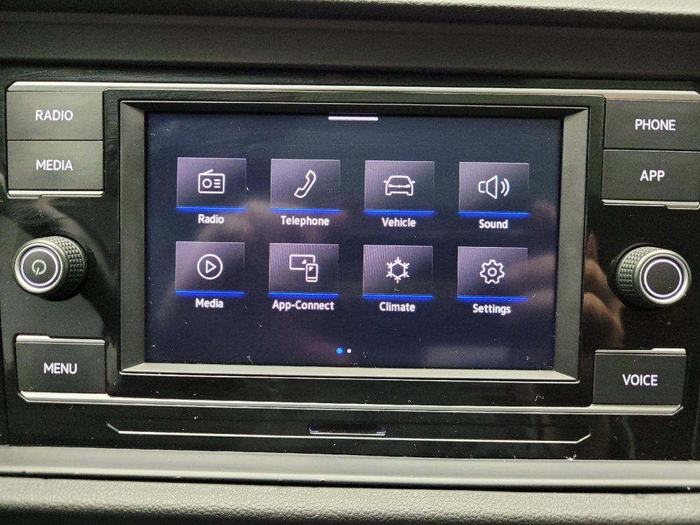 Used 2021 Volkswagen Jetta SE w/ SE Cold Weather Package image 25