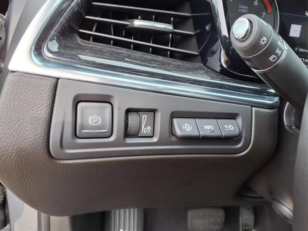 Used 2022 Cadillac XT5 Premium Luxury w/ Technology Package AWD/4WD image 23