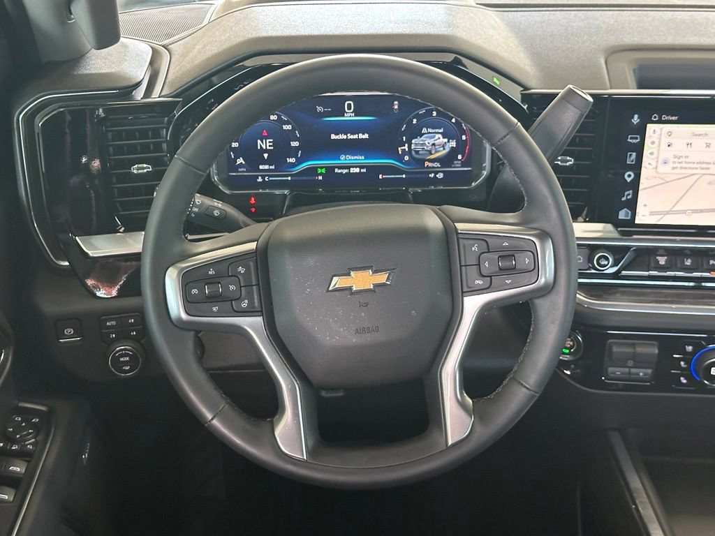 Used 2025 Chevrolet Silverado 2500 LTZ w/ LTZ Convenience Package AWD/4WD image 18