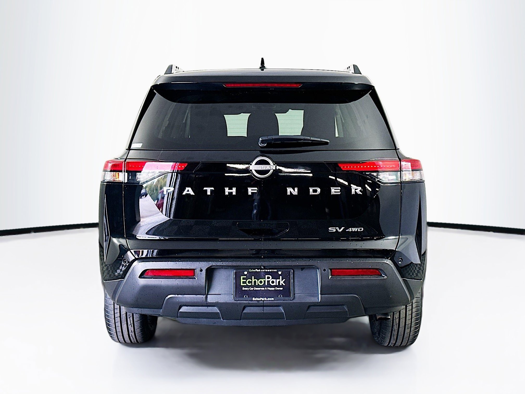 Used 2024 Nissan Pathfinder SV image 7