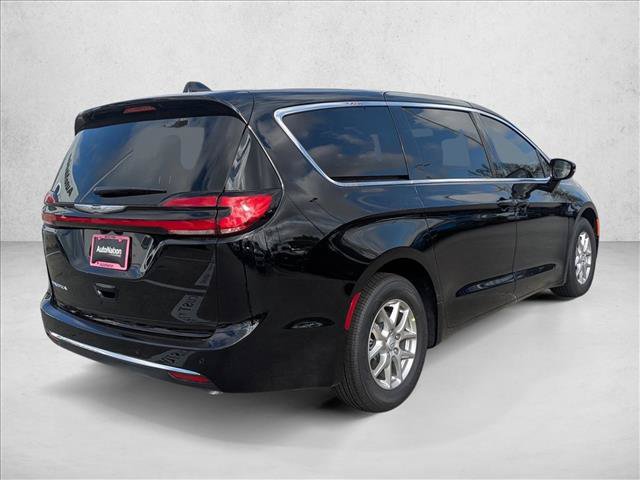 New 2026 Chrysler Pacifica Select FWD video 2