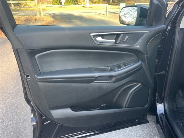 Used 2022 Ford Edge SEL w/ Convenience Package image 24