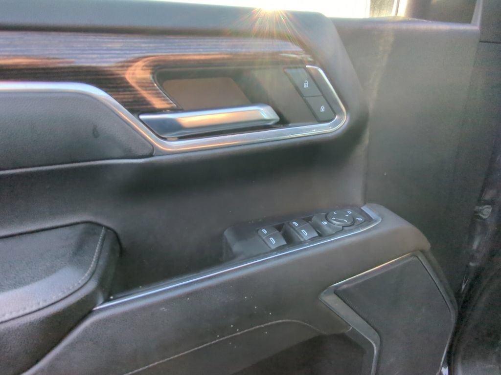 Used 2023 GMC Sierra 1500 Elevation AWD/4WD image 9