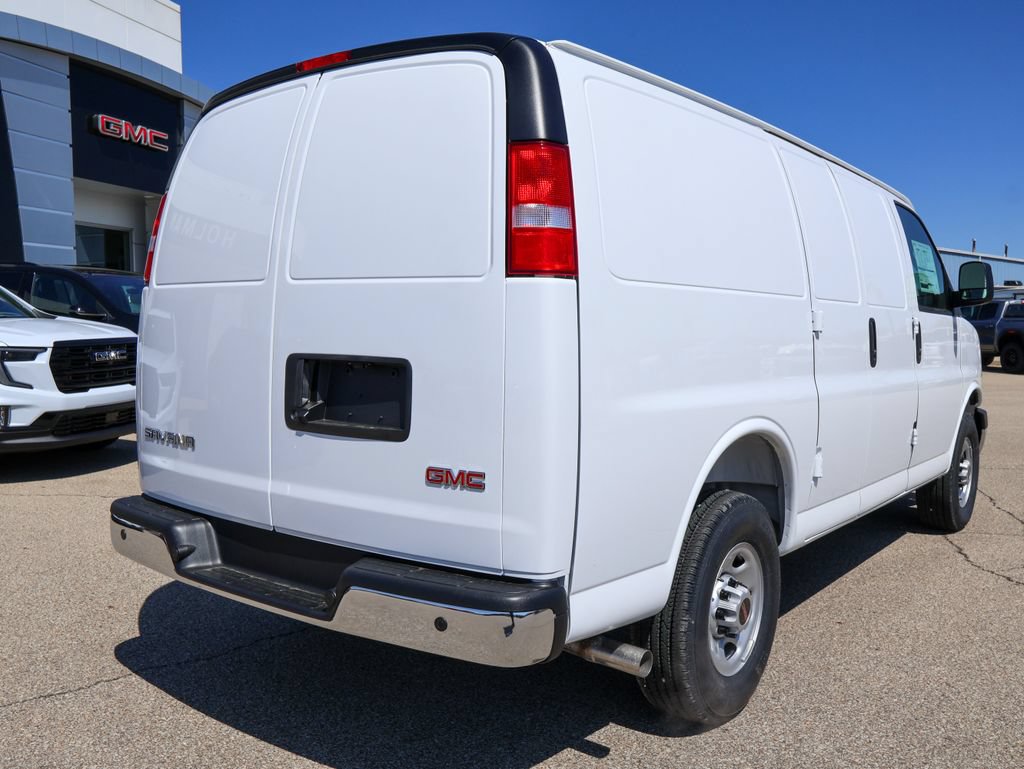 New 2026 GMC Savana 2500 w/ Driver Convenience Package RWD image 3