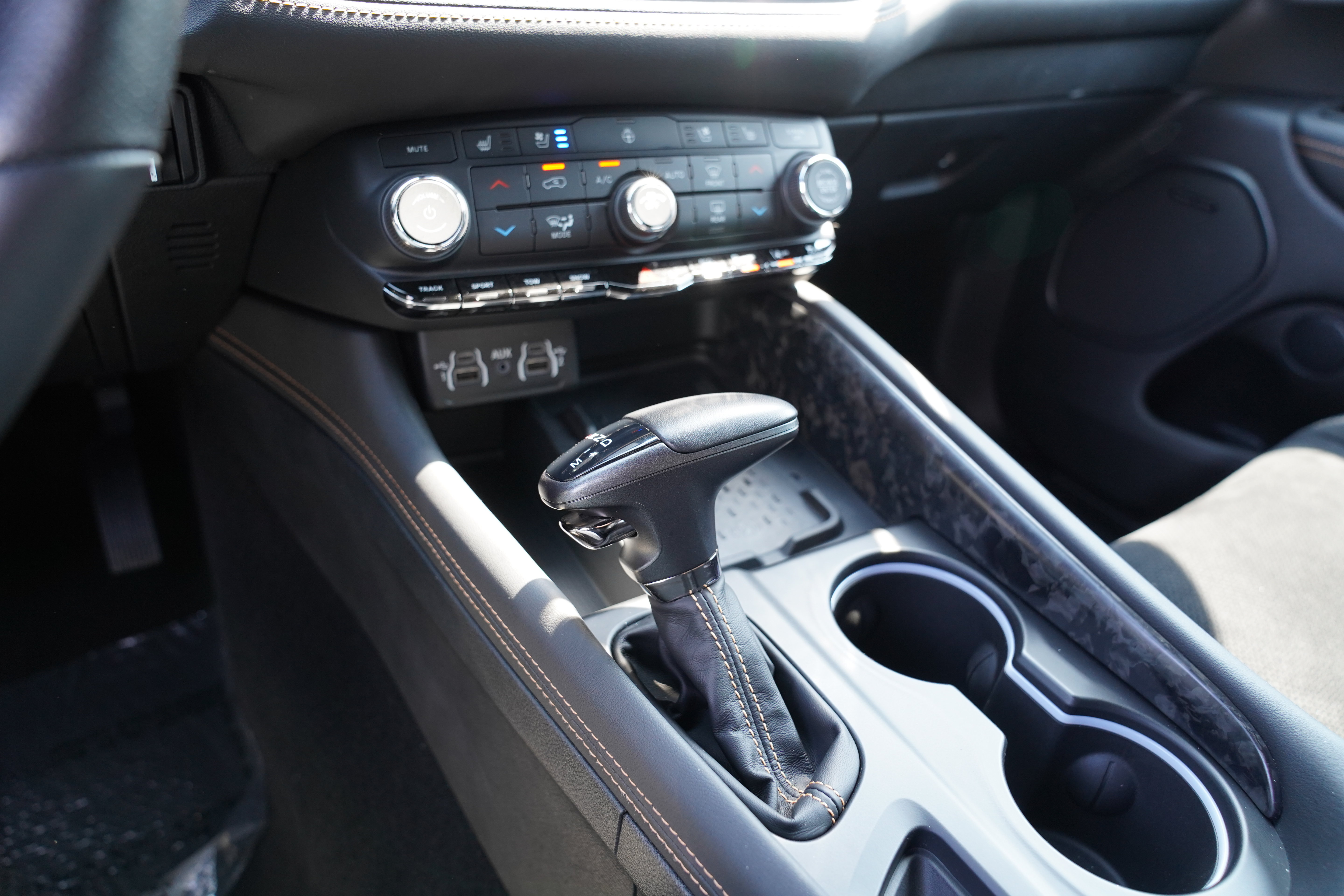 Used 2025 Dodge Durango R/T AWD/4WD image 28