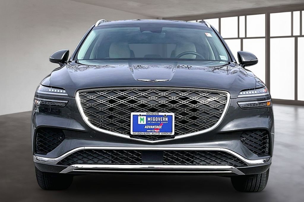 Used 2026 Genesis GV70 2.5T Select image 2