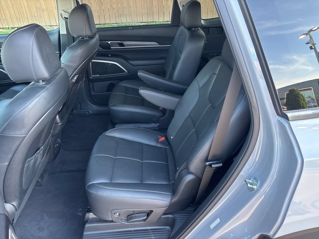 Used 2022 Kia Telluride EX w/ EX Premium Package AWD/4WD image 10